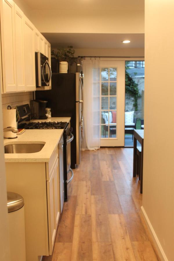 Accentuated Apartment In Manayunk Philadelphia Exterior photo
